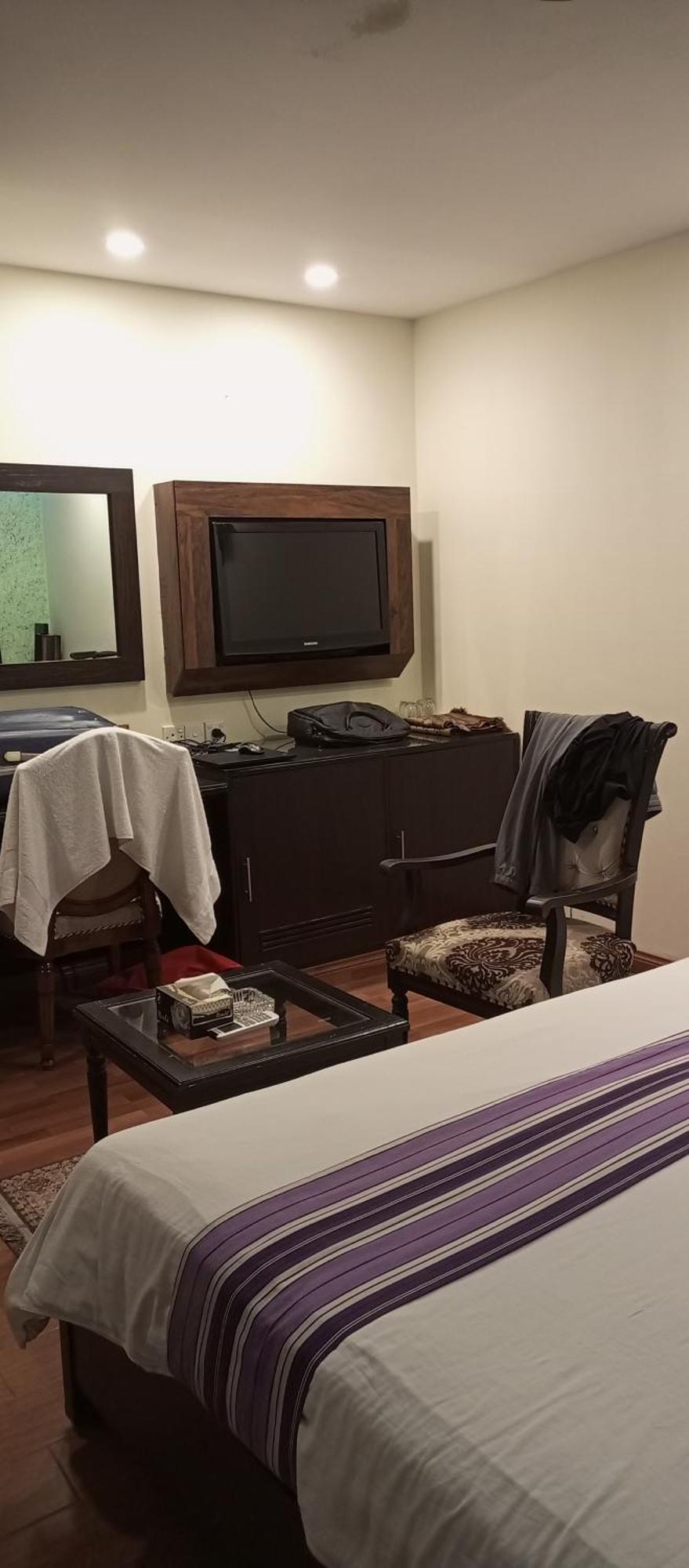 Hira Guest House Karachi Esterno foto